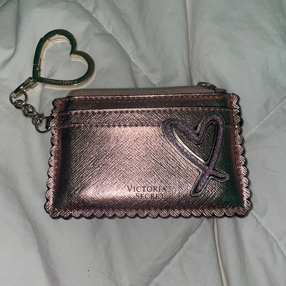 💚SALE💚
Victoria’s secret card holder/wallet💕 - Picture 1 of 2